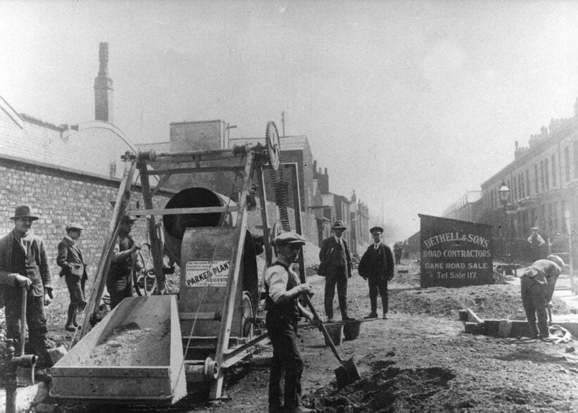 Historic photo of Bethell operatives working in the highway
